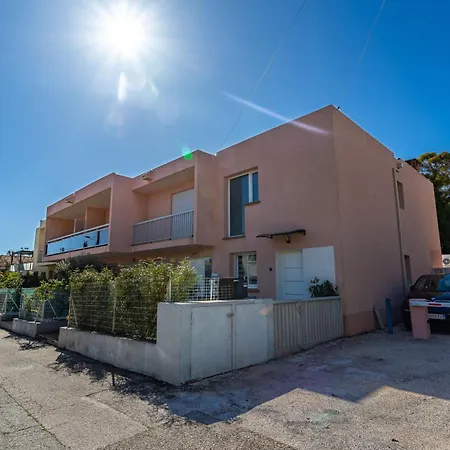 Les Iris By Interhome * 카르쿠에이란느