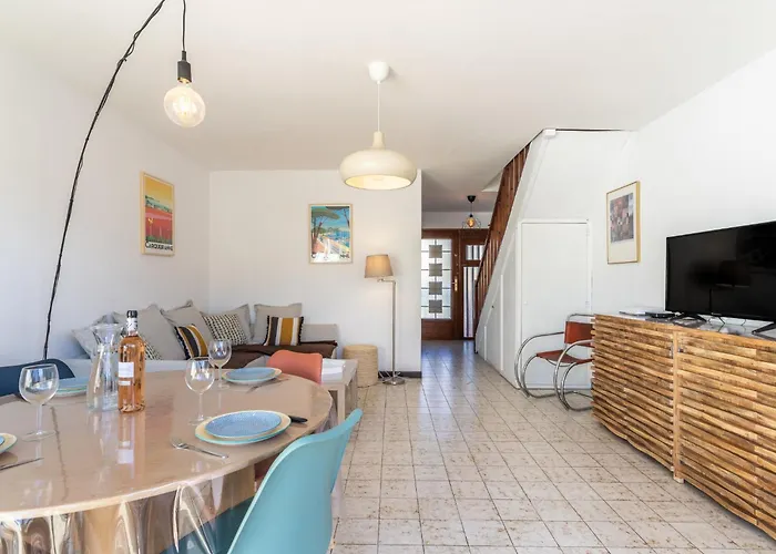 Les Iris By Interhome