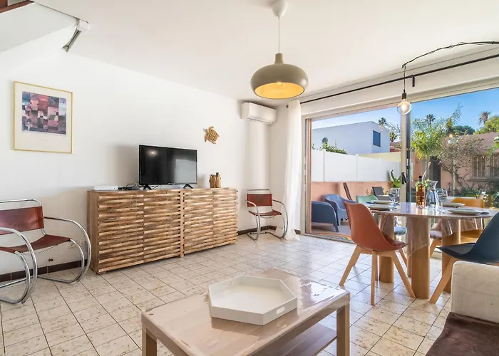 Ferienhaus Les Iris By Interhome