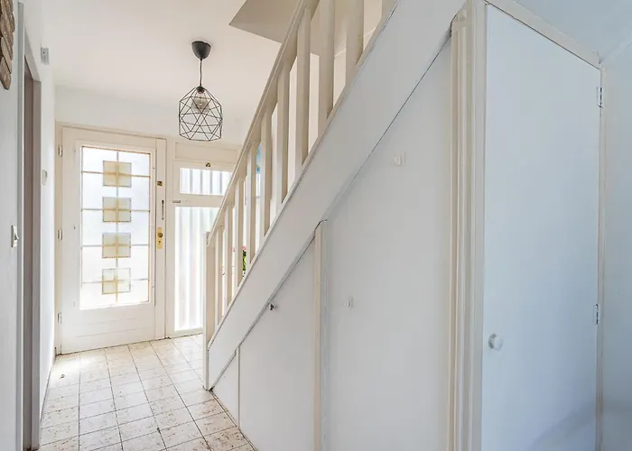 Les Iris By Interhome Carqueiranne